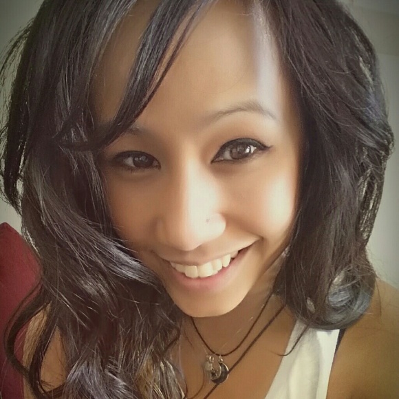 Profile Picture of Blaise Flores (@emilaine12) on Poshmark