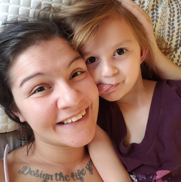 Profile Picture of Kendra Fair (@kendraborelli) on Poshmark