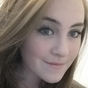 Profile Picture of Amy Stuart (@amystuart96) on Twitter