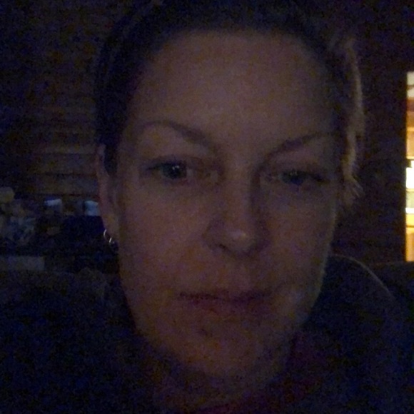 Profile Picture of Heather Mcgee (@heatherblueyes) on Poshmark