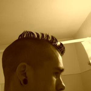 Profile Picture of James Hesselgesser (@SoCalTrash90) on Twitter