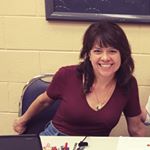 Profile Picture of Lorene Shaw (@thefeltedfox) on Instagram