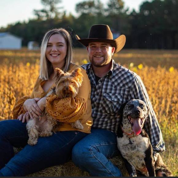 Dillon Crocker - Poshmark Profile Picture of Dillon Crocker (@dilloncrocker) on Poshmark