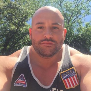 Profile Picture of Dustin Royce (@dustin.royce) on Facebook