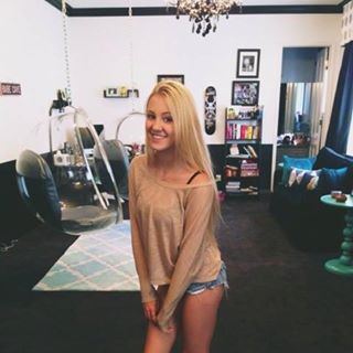 Profile Picture of Liza Osment (@Liza-Osment) on Facebook