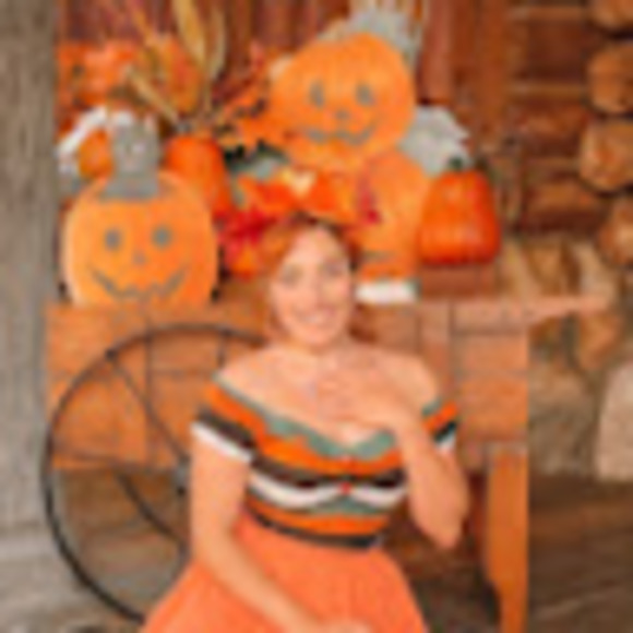 Kazmiera Tarshis - Poshmark Profile Picture of Kazmiera Tarshis (@kazmieratarshis) on Poshmark