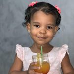 Profile Picture of Valentina Rosário  🎀 (@tinarosariio) on Instagram