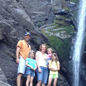 Profile Picture of Elizabeth Nicholson (@pcenicho) on Pinterest