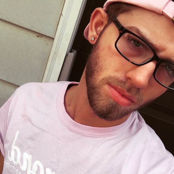 Profile Picture of Cody Labensky (@brozzy) on Poshmark