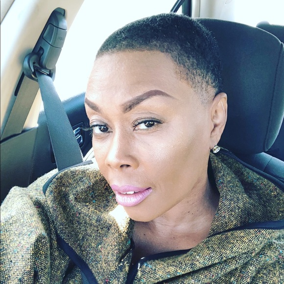 Profile Picture of Pamela Coates (@coatespa) on Poshmark