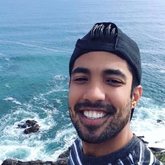 Profile Picture of Walid Hamdard (@afghanking37) on Poshmark