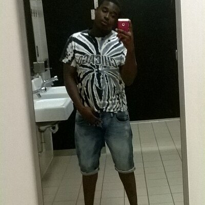 Profile Picture of Tyron Smith (@jordanwebb10018) on Twitter