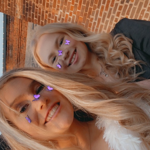 Catherine Sholter - Poshmark Profile Picture of Catherine Sholter (@csholter) on Poshmark