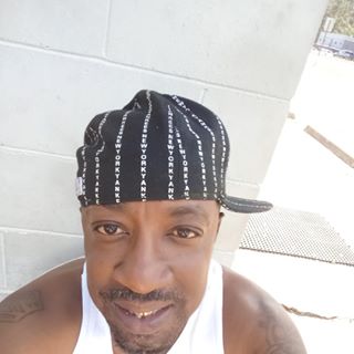 Profile Picture of Celdric Crump (@celdric.crump.7758) on Facebook