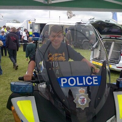 Profile Picture of Mitchell Humphries (@@mitch_h2000) on Twitter