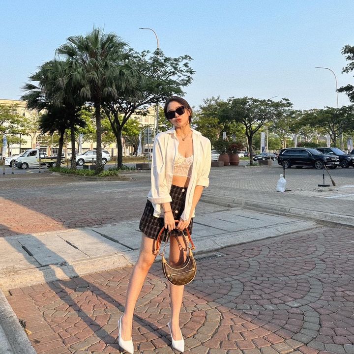 Profile Picture of Alice Lee (@@lisaathebee) on Tiktok