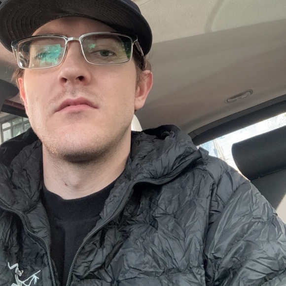 Profile Picture of Jared Kern (@jburnnn007) on Poshmark