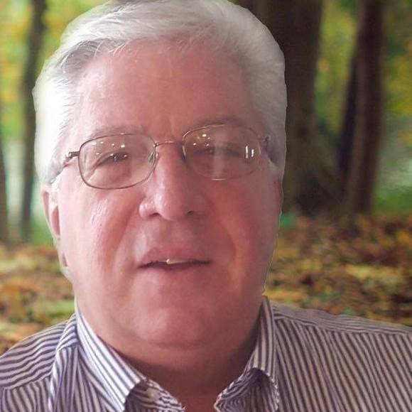 Profile Picture of Tom Mazzulla (@tmazzu) on Poshmark