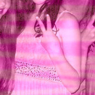 Profile Picture of Alexa Valenti (@peaceluvlexi) on Twitter