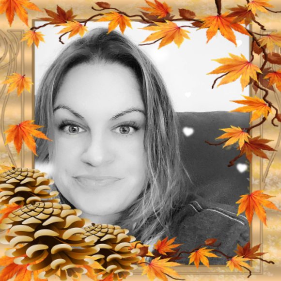 Profile Picture of Kim Brokaw (@kimbrokaw) on Poshmark