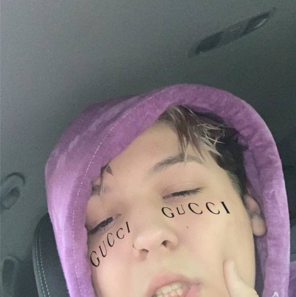 Profile Picture of Skylor Anglin (@skyloranglin) on Poshmark