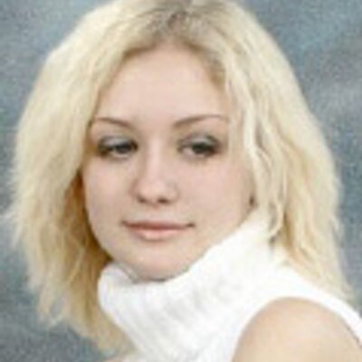 Profile Picture of Bella Minnie (@Bellahux) on Twitter