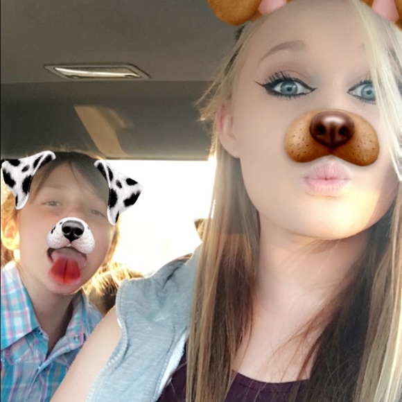 Profile Picture of Faith Mabey (@mabefait) on Poshmark