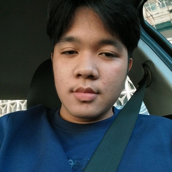 Profile Picture of R (@ralphgerald_) on Tiktok