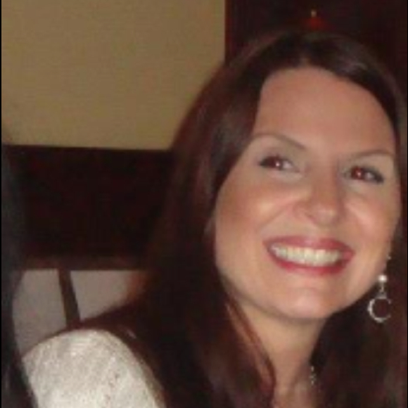 Profile Picture of Lisa Damiano (@lisardms) on Poshmark