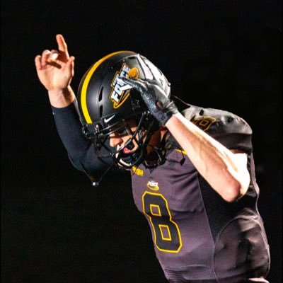 Profile Picture of Joe Hubener (@thesaw1010) on Twitter