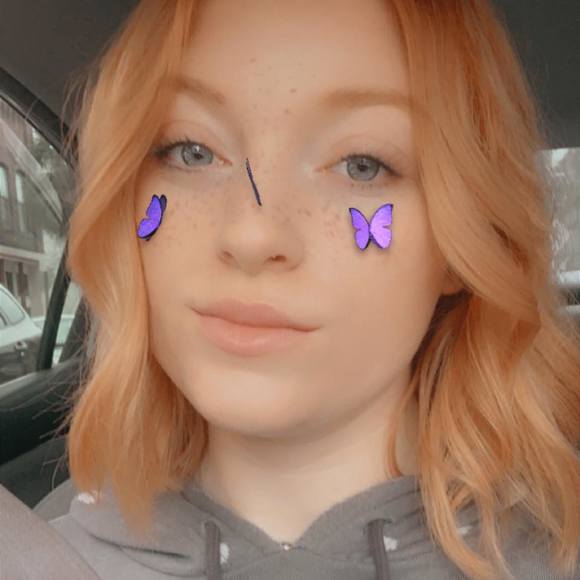 Profile Picture of Danielle Jenkinson (@d_jenkinson) on Poshmark