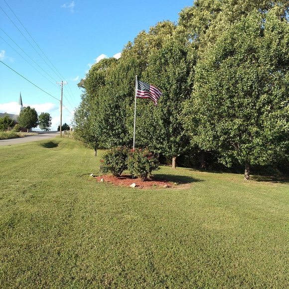 Profile Picture of Thomas Abbott (@mistrmyrtle59) on Poshmark