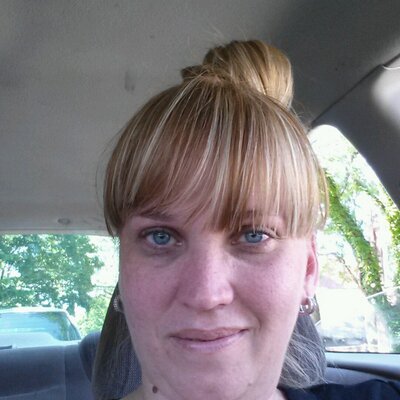 Profile Picture of Nanette Palmer (@mznana72) on Twitter