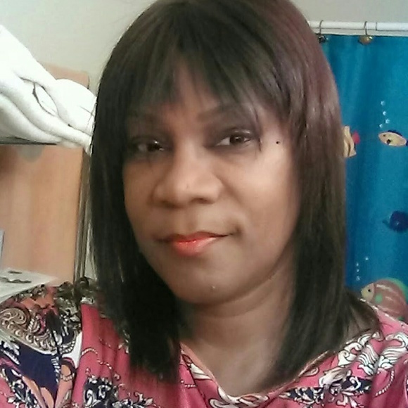 Profile Picture of Linda Harris-boyd (@lharrisboyd) on Poshmark