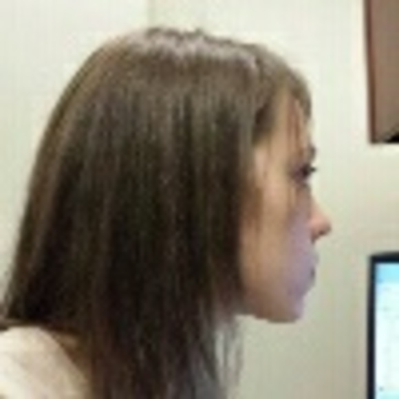 Profile Picture of Amanda Simcic (@simcicfamily) on Poshmark