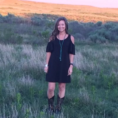 Profile Picture of Mari (@mari_ramsey) on Twitter