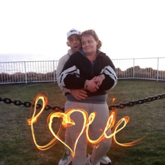 Profile Picture of Adam Cross (@adamcross75) on Poshmark