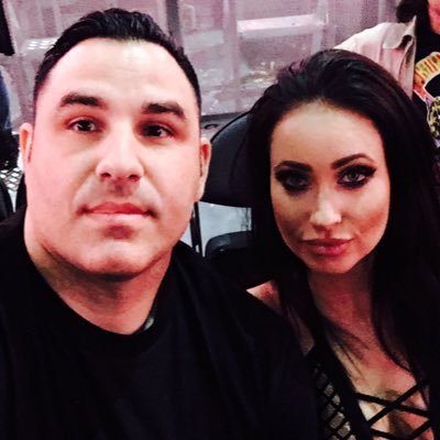 Profile Picture of Nick Drakos (@SurfinSouvlaki) on Twitter