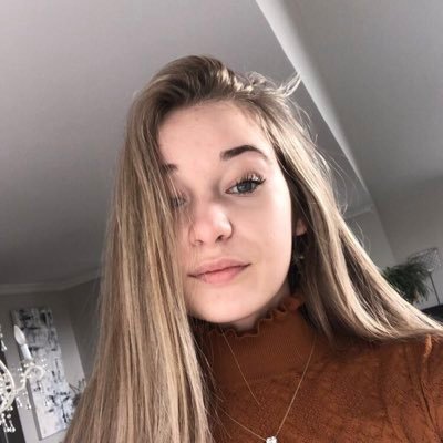 Profile Picture of Laurence Côté (@LaurenceCt9) on Twitter