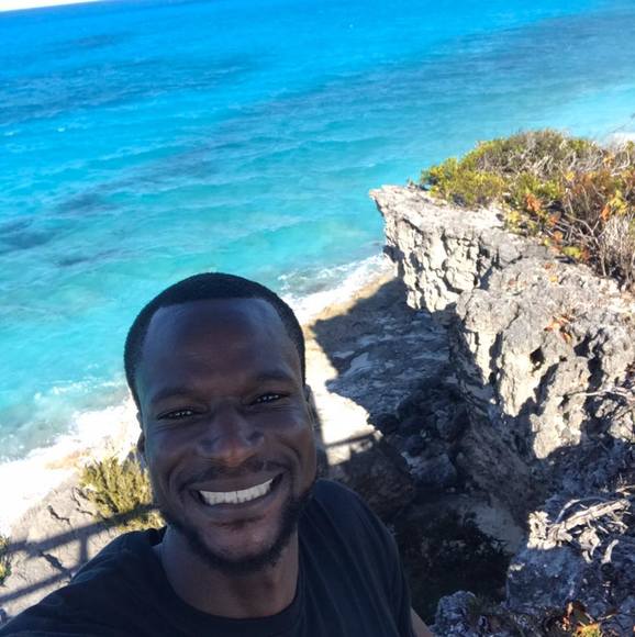 Profile Picture of Anwar Ferguson (@cyiball_33) on Poshmark