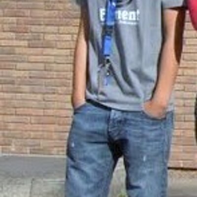 Profile Picture of Manuel Almeida (@mjungledog) on Twitter