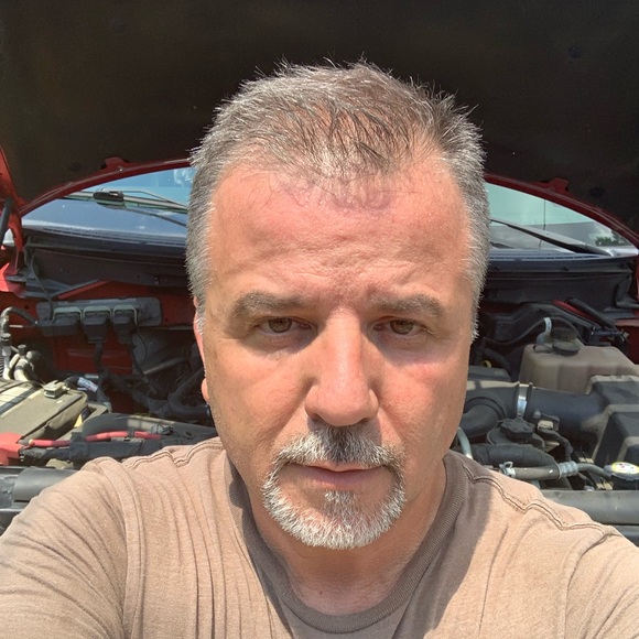 Profile Picture of Ray Coleman (@rayclmn) on Poshmark