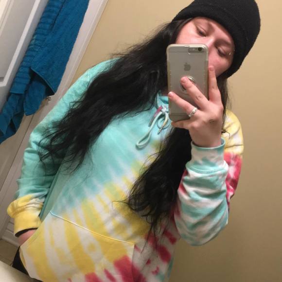 Profile Picture of Summer Sabot (@summersabot) on Poshmark