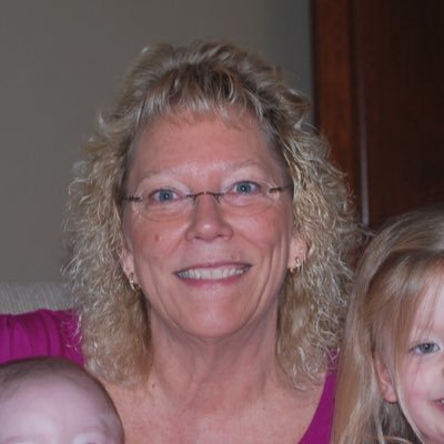 Profile Picture of Janet Schroeder (@jannie611) on Twitter