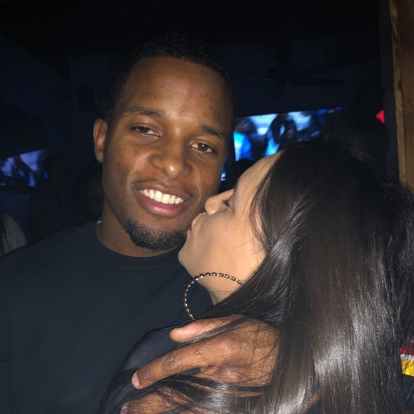 Profile Picture of Jelly andino Tony felder (@felder0701) on Poshmark