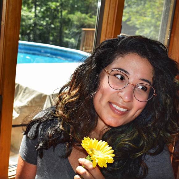 Profile Picture of Danielapeno Rivers (@danielapeno) on Poshmark