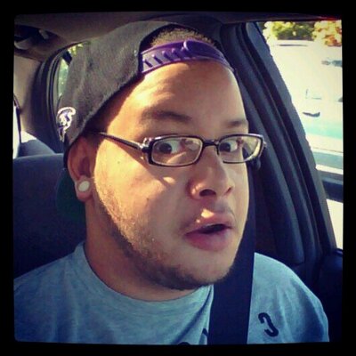 Profile Picture of Christopher Simmons (@buk_mow) on Twitter