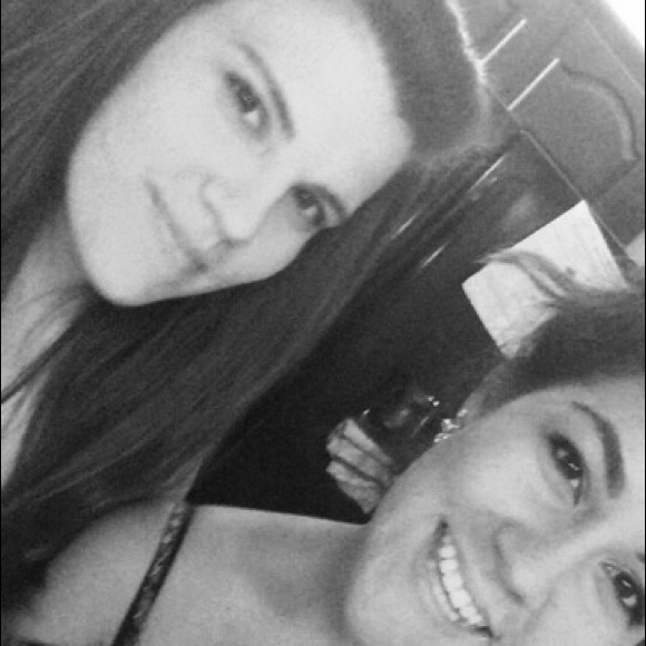 Profile Picture of Tiffani Holland (@tiffanih25) on Poshmark