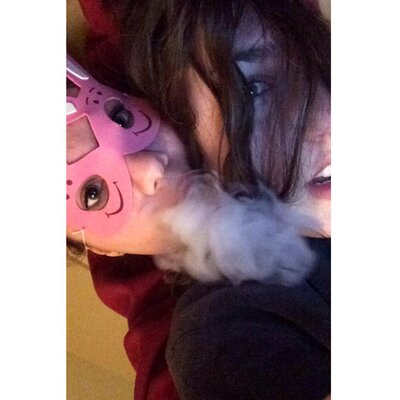 Hilary And Casey - Twitter Profile Picture of Hilary And Casey (@hilaryandcasey) on Twitter