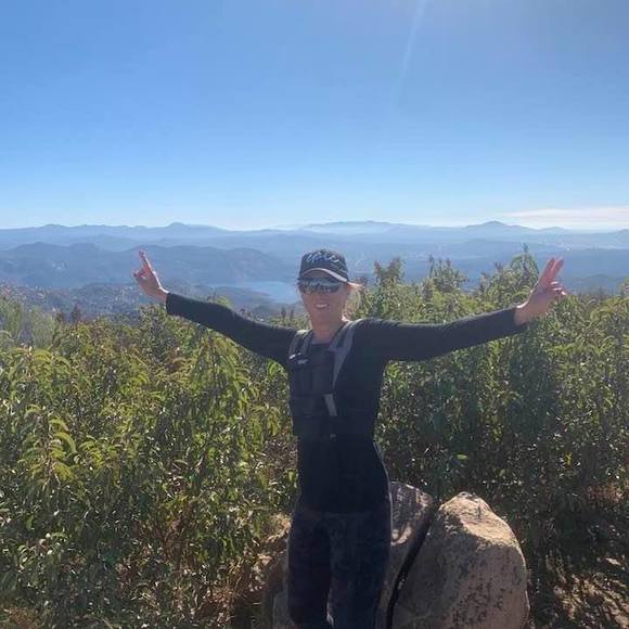 Profile Picture of Julissa Basagoitia de passano (@jbasagoitia) on Poshmark